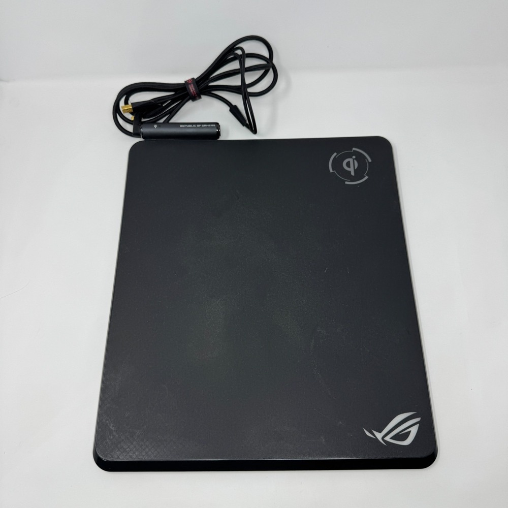 ASUS ROG Balteus Qi Computer Gaming Mouse Pad w/ Lights NH01 14.5"x12.5"
